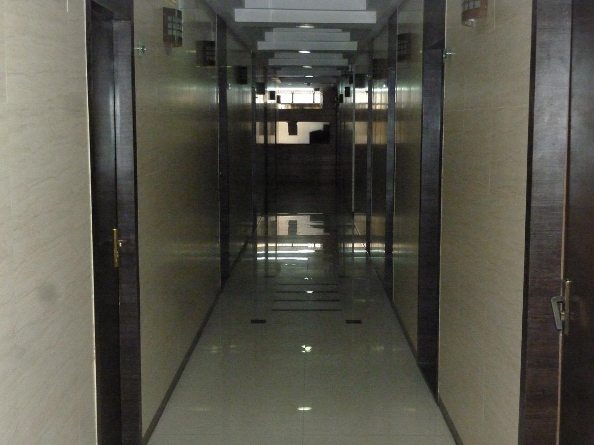 Hotel Regal Palace Bombay Extérieur photo