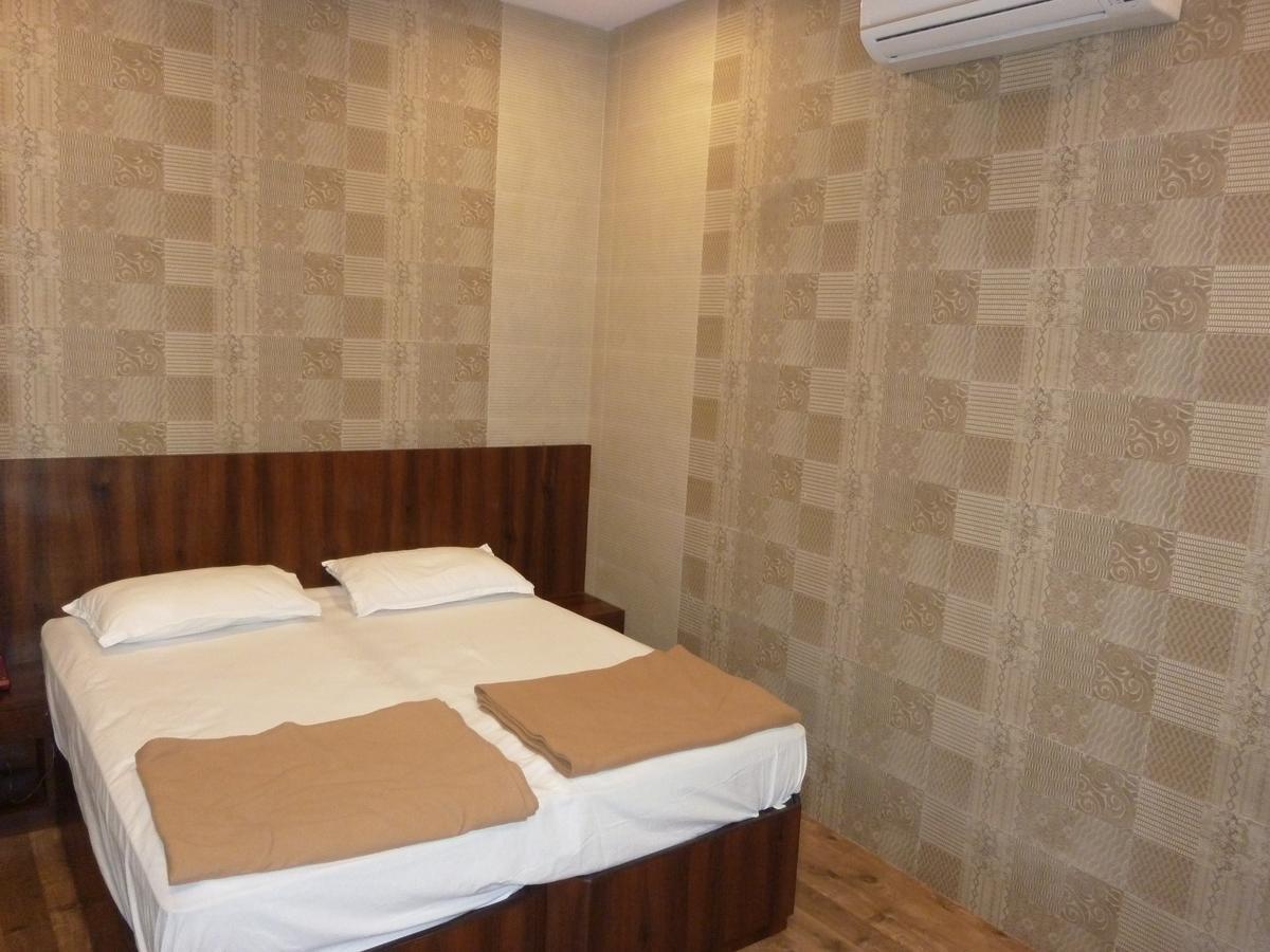 Hotel Regal Palace Bombay Extérieur photo
