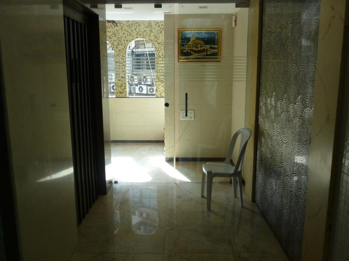 Hotel Regal Palace Bombay Extérieur photo